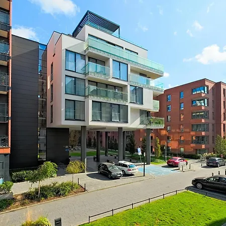 Urbannest Lakowa شقة *